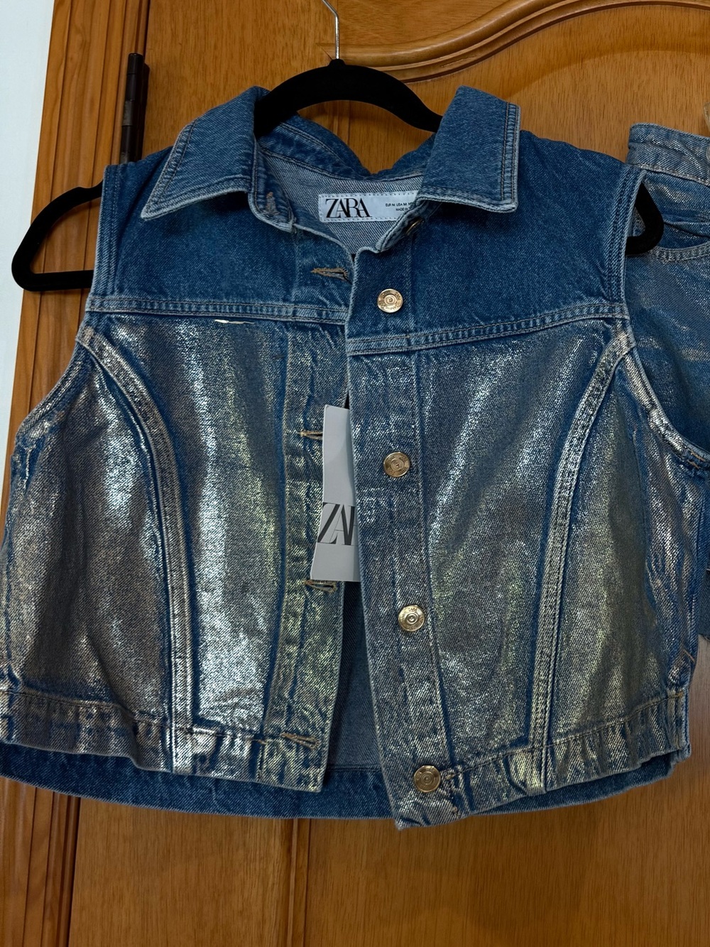 Zara Metallic Blue Denim Shorts - Picture 2 of 4
